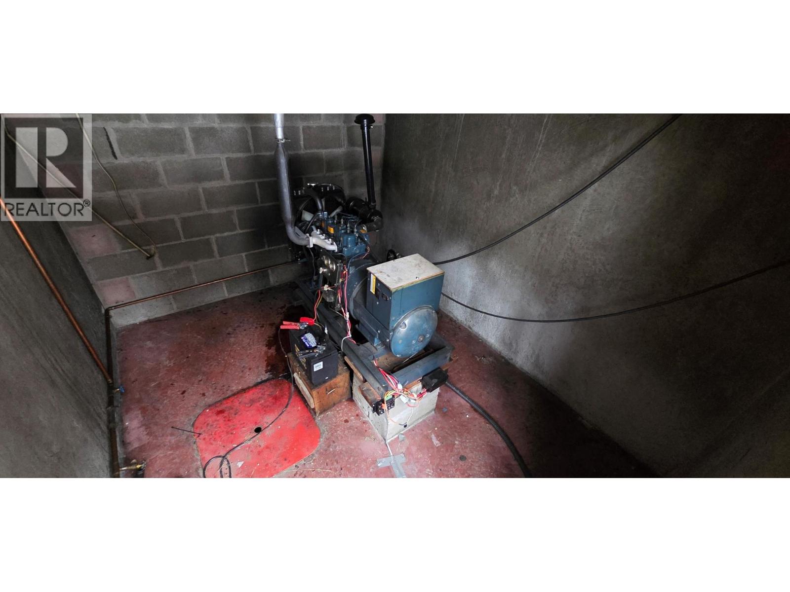 8525 Pretty Road, Cranbrook, British Columbia  V1C 7C6 - Photo 39 - 10370960