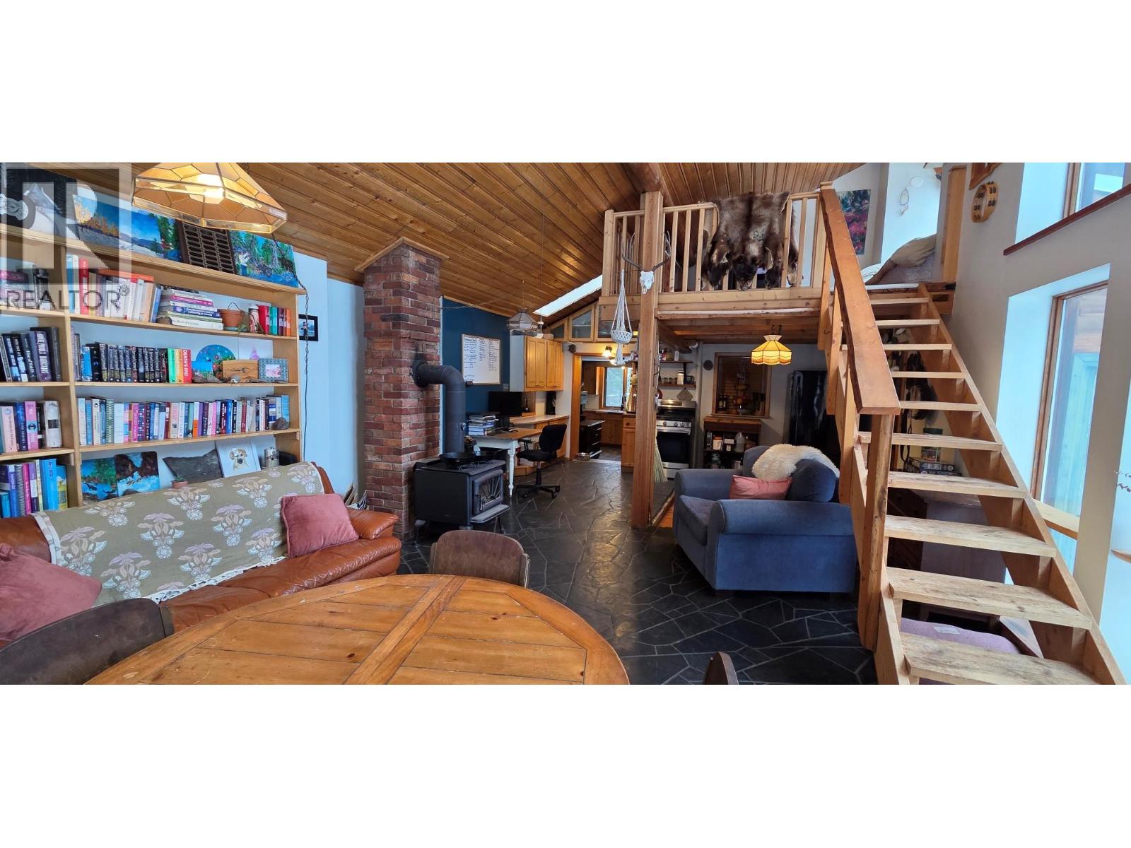 8525 Pretty Road, Cranbrook, British Columbia  V1C 7C6 - Photo 8 - 10370960