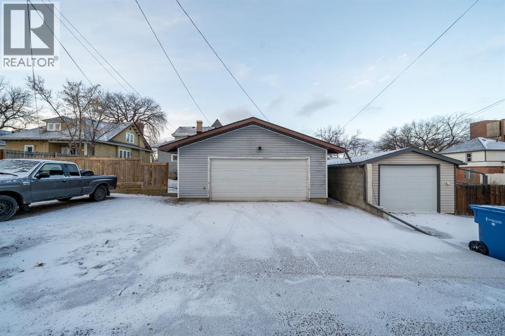 387 5 Street Se, Medicine Hat, Alberta  T1A 0M7 - Photo 46 - A2275873