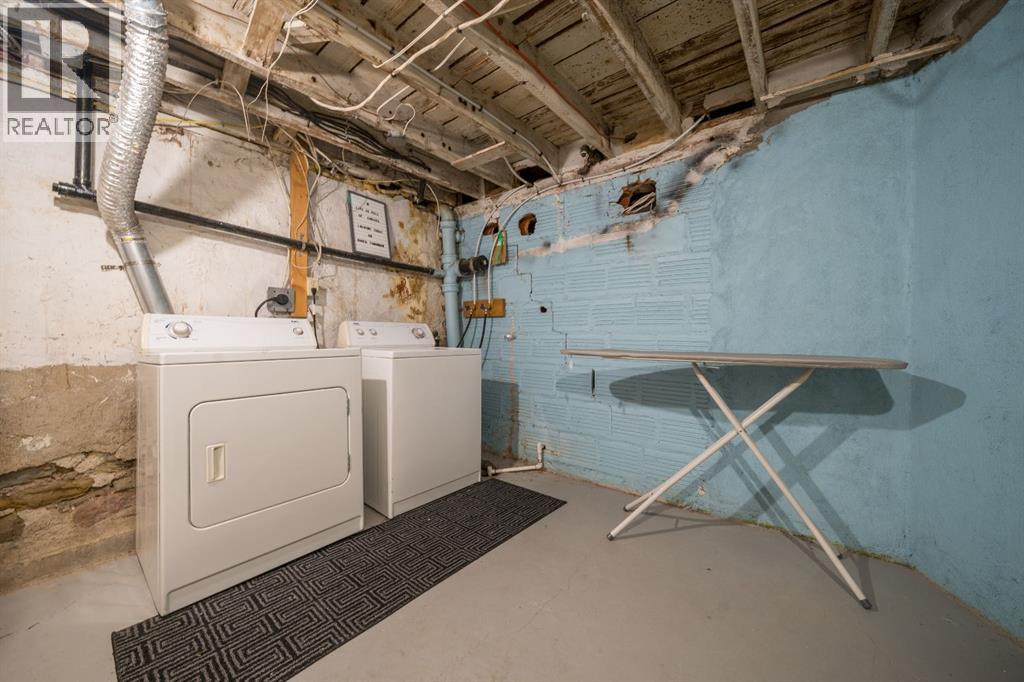 387 5 Street Se, Medicine Hat, Alberta  T1A 0M7 - Photo 34 - A2275873