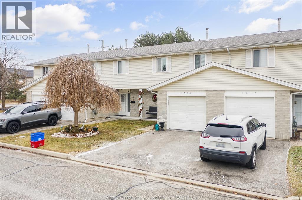 1319 Cardinal Crescent, Tecumseh, Ontario  N9A 6V7 - Photo 3 - 25031907