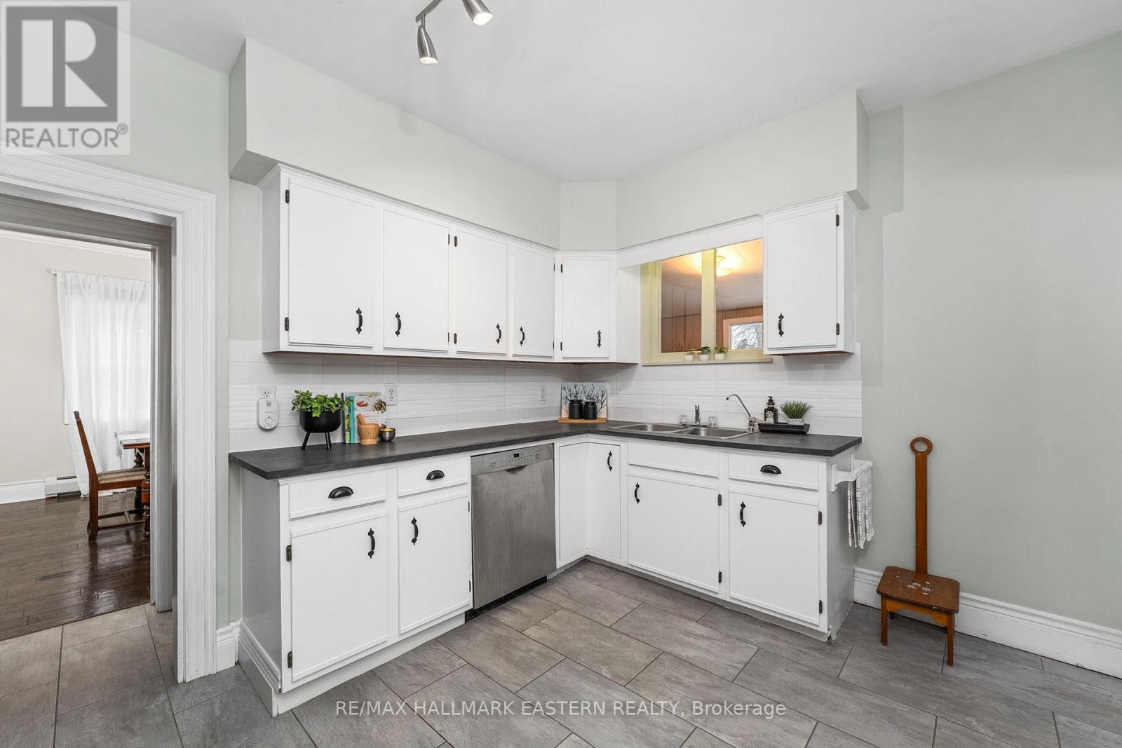 1065 Gore Street, Selwyn, Ontario  K0L 1H0 - Photo 23 - X12647806