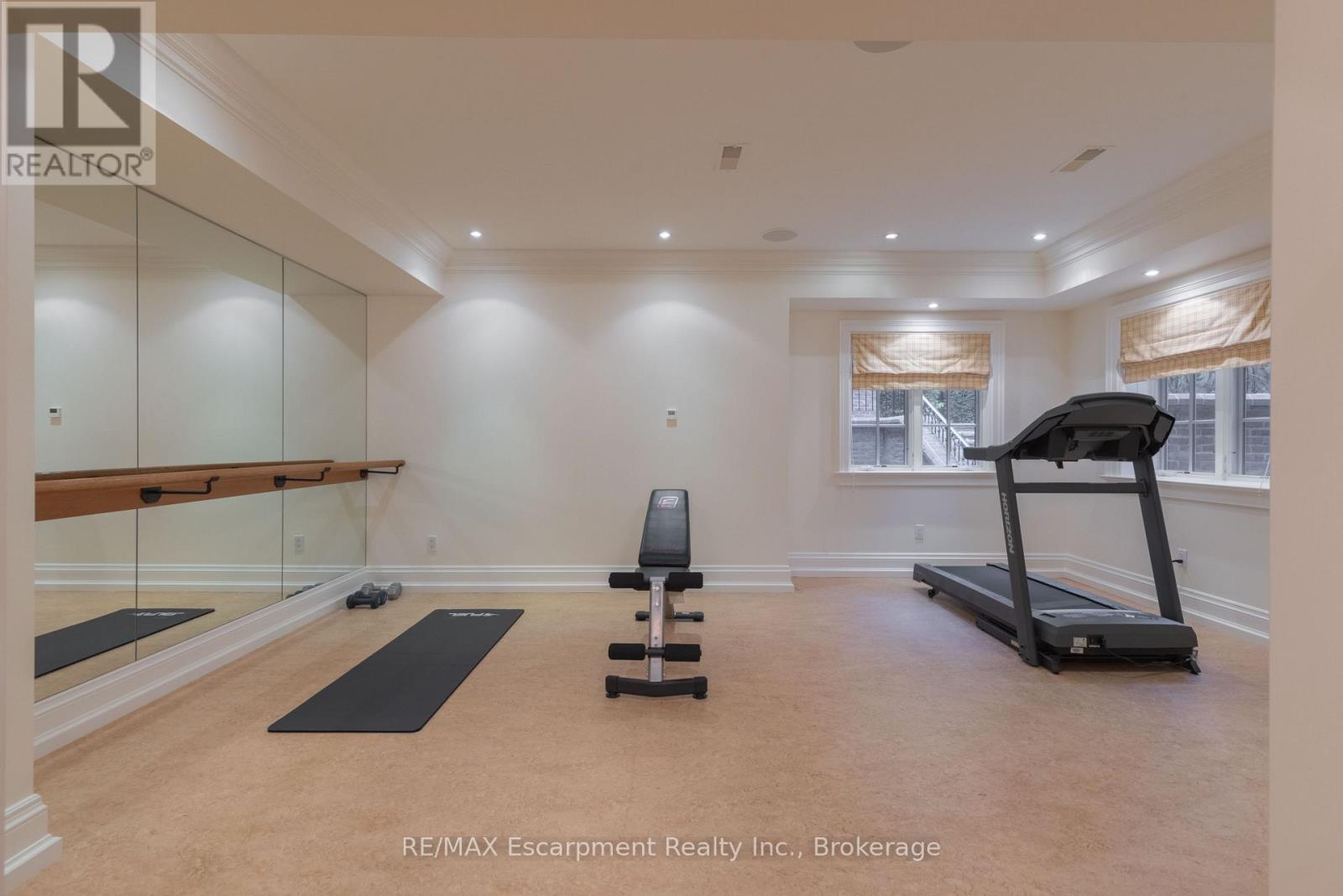 1081 Argyle Drive, Oakville, Ontario  L6J 1A9 - Photo 42 - W12524606