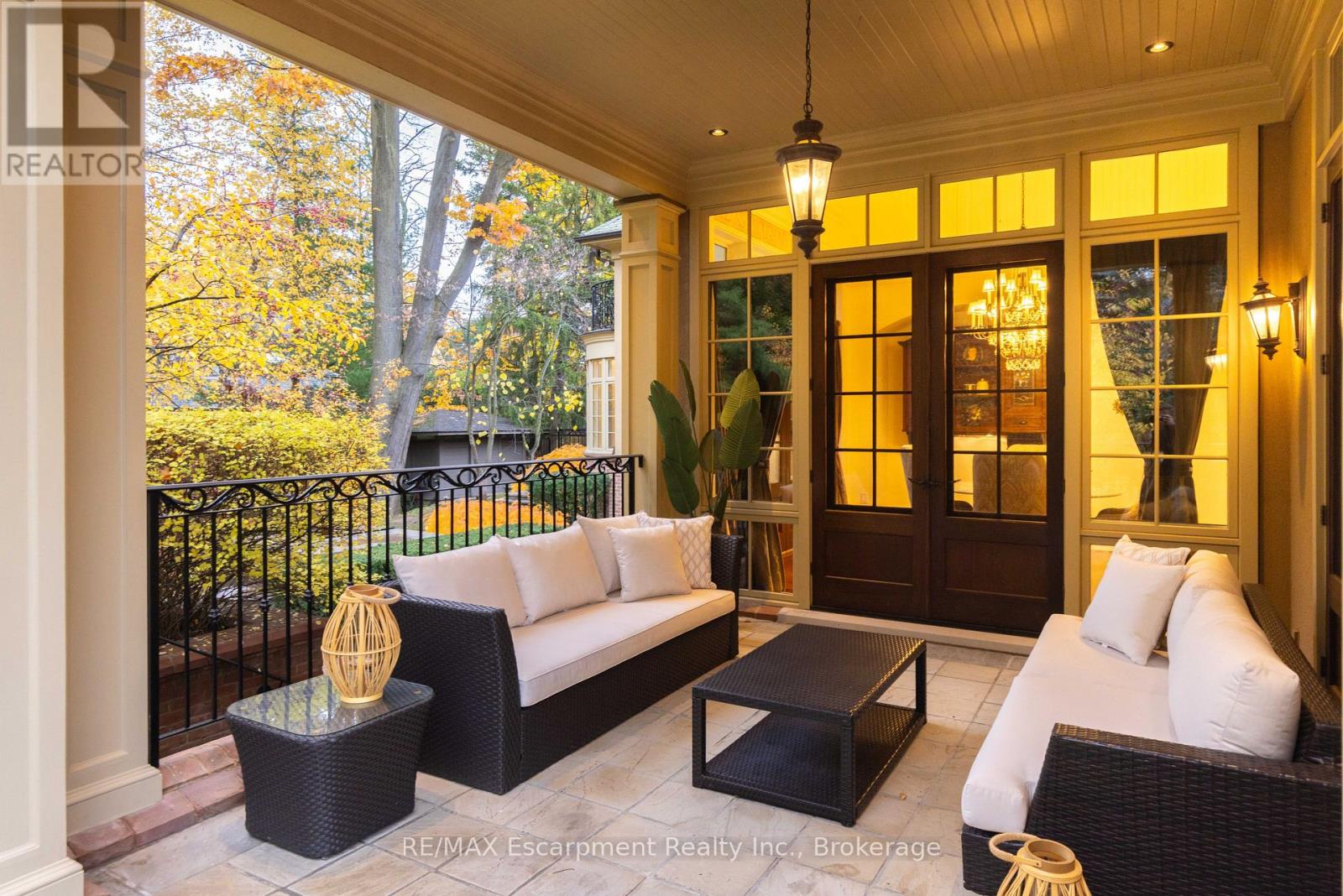 1081 Argyle Drive, Oakville, Ontario  L6J 1A9 - Photo 44 - W12524606