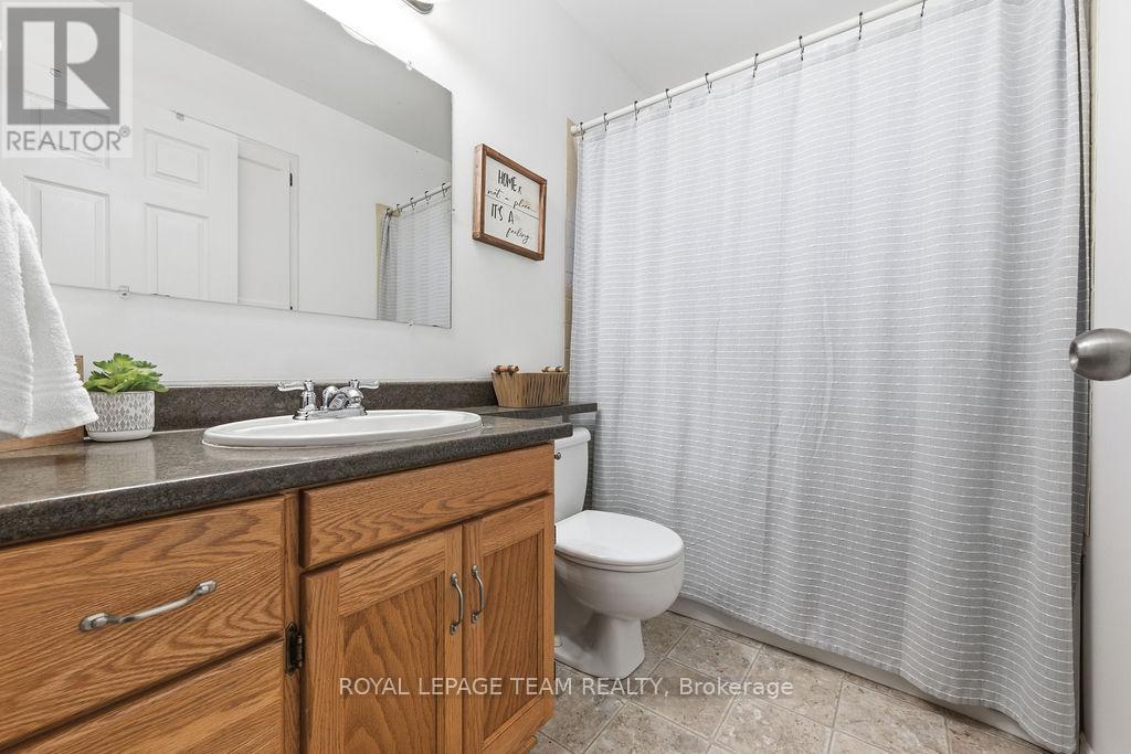 13 Archibald Street, Whitewater Region, Ontario  K0J 1K0 - Photo 21 - X12647772