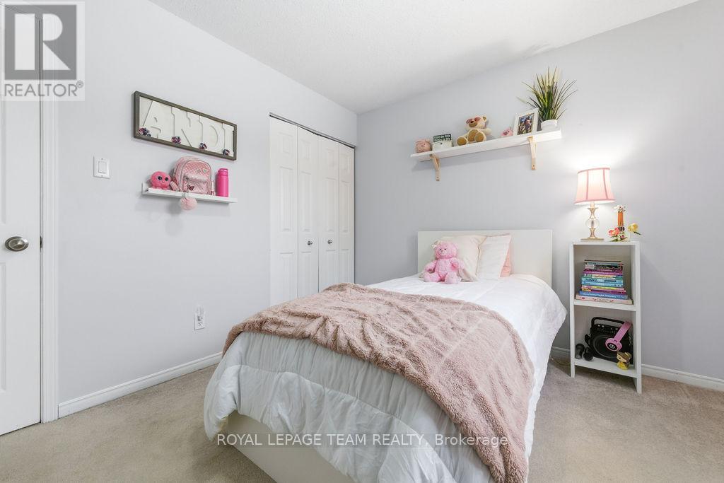 13 Archibald Street, Whitewater Region, Ontario  K0J 1K0 - Photo 26 - X12647772