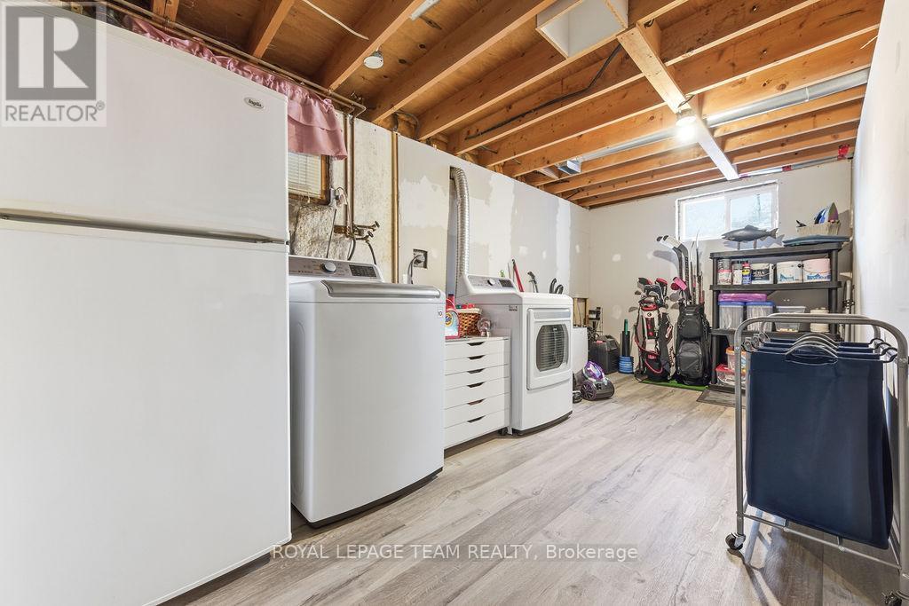 13 Archibald Street, Whitewater Region, Ontario  K0J 1K0 - Photo 33 - X12647772