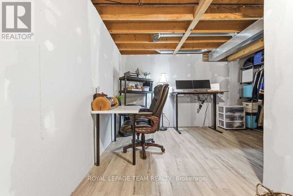 13 Archibald Street, Whitewater Region, Ontario  K0J 1K0 - Photo 35 - X12647772