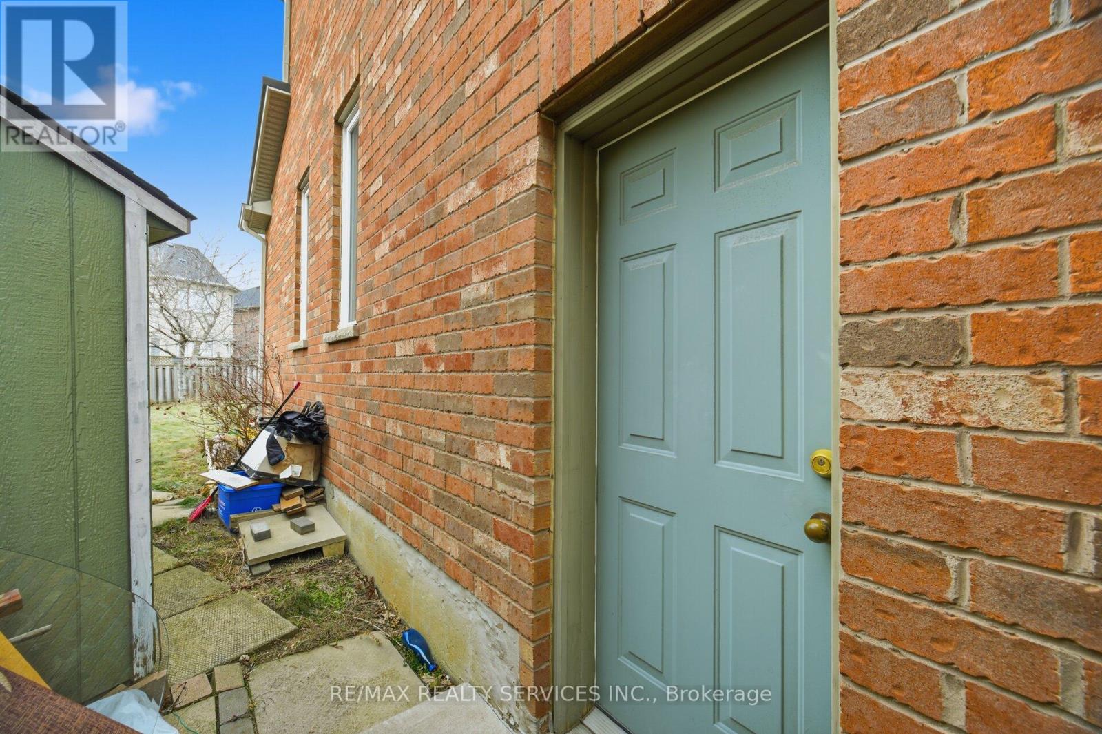 31 Seahorse Avenue, Brampton, Ontario  L6V 4N7 - Photo 33 - W12642576