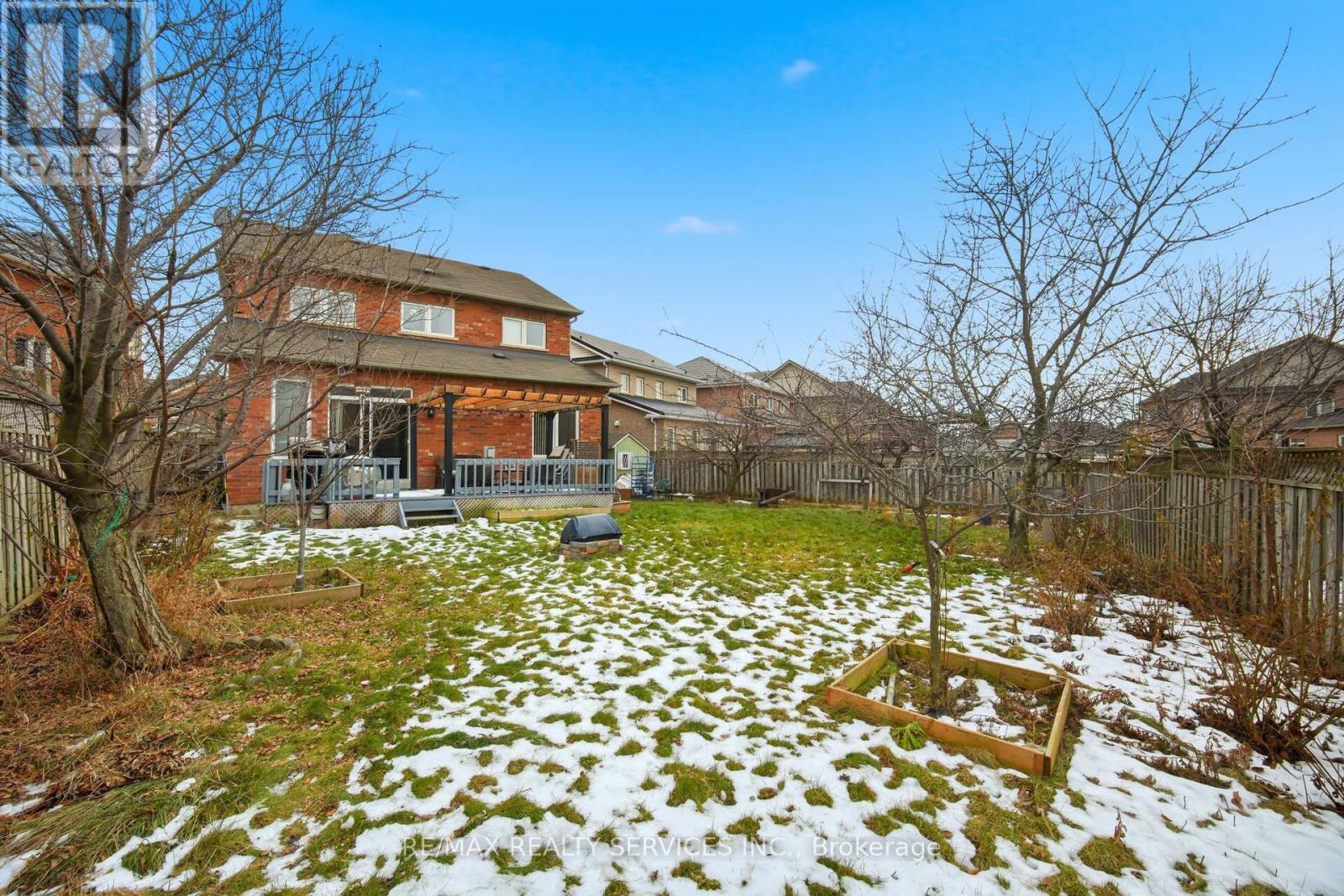 31 Seahorse Avenue, Brampton, Ontario  L6V 4N7 - Photo 36 - W12642576