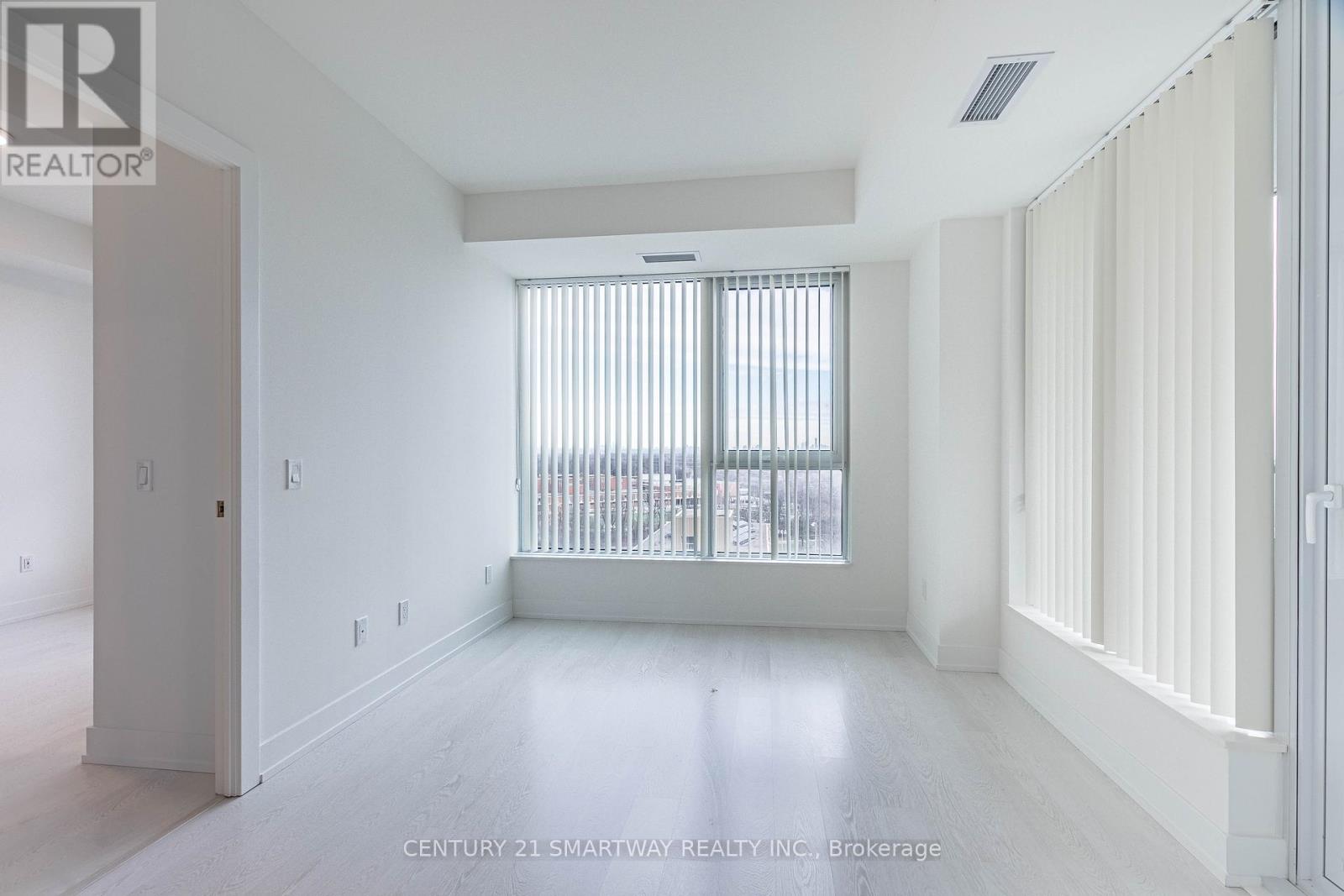 1104 - 60 Central Park Roadway, Toronto, Ontario  M9A 0E6 - Photo 13 - W12643184