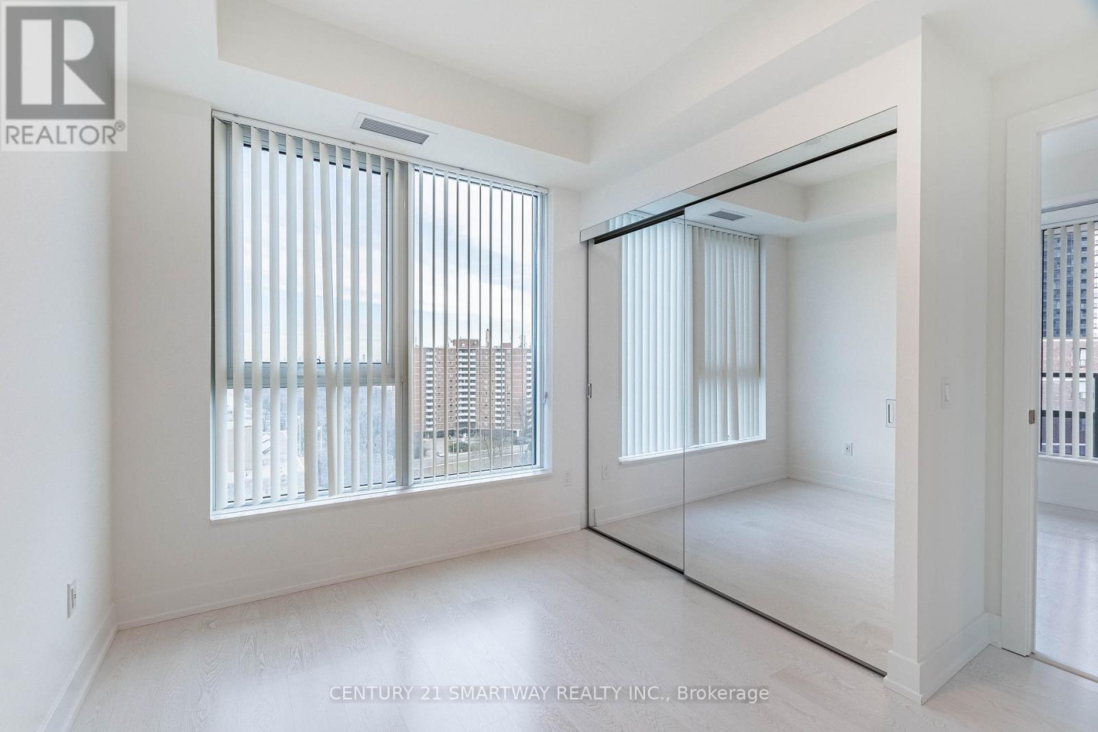 1104 - 60 Central Park Roadway, Toronto, Ontario  M9A 0E6 - Photo 18 - W12643184