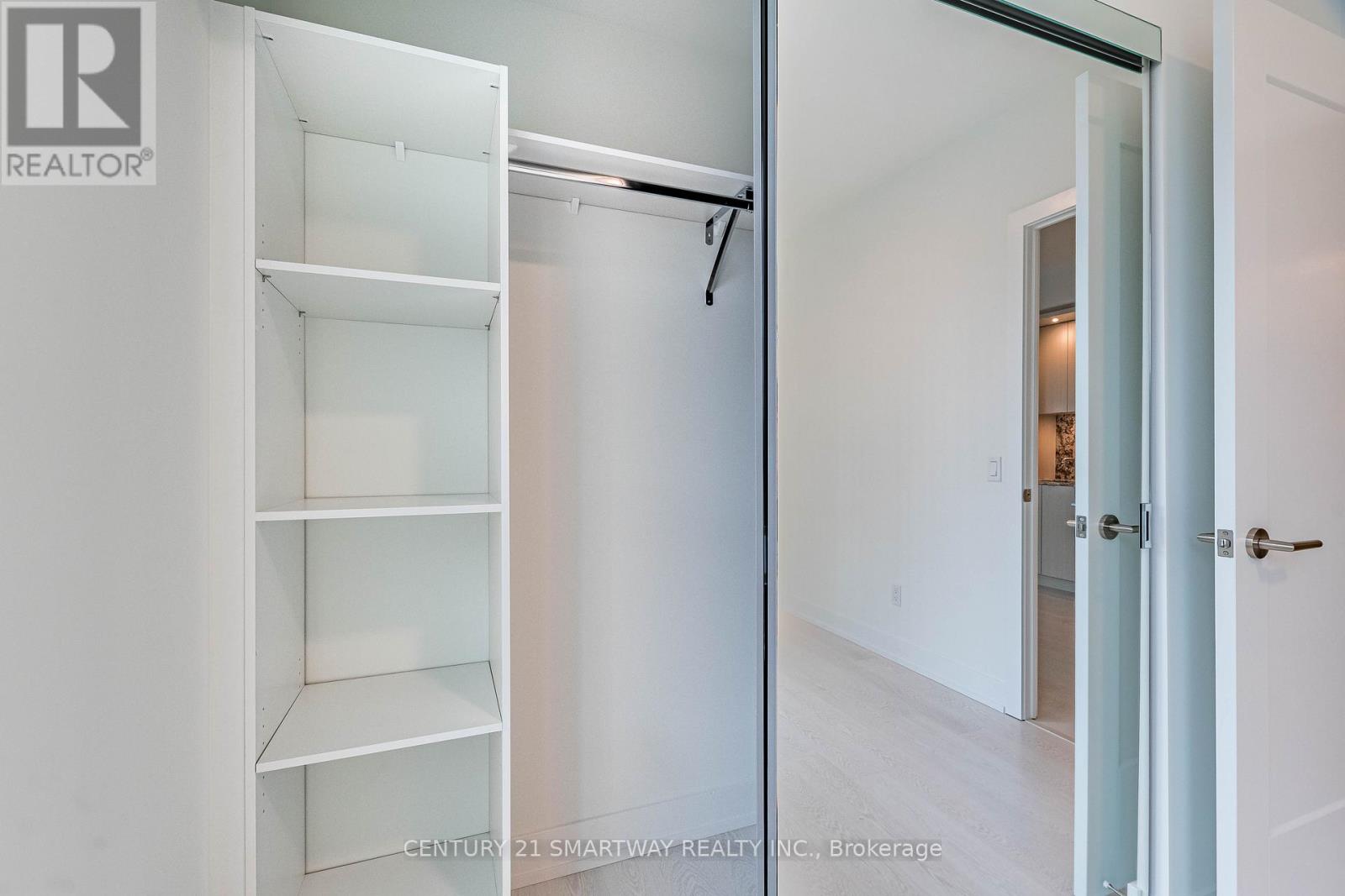 1104 - 60 Central Park Roadway, Toronto, Ontario  M9A 0E6 - Photo 25 - W12643184