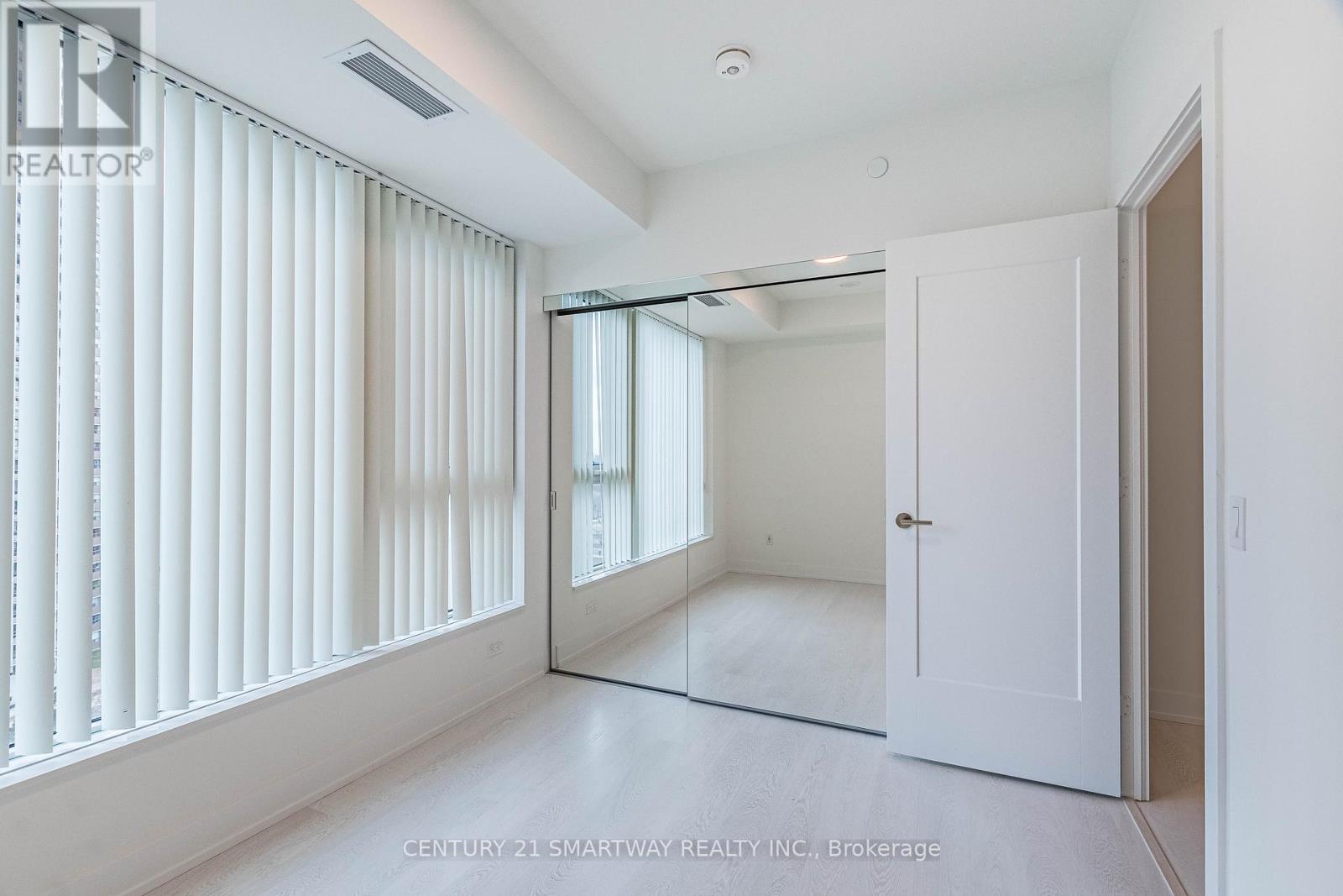 1104 - 60 Central Park Roadway, Toronto, Ontario  M9A 0E6 - Photo 24 - W12643184