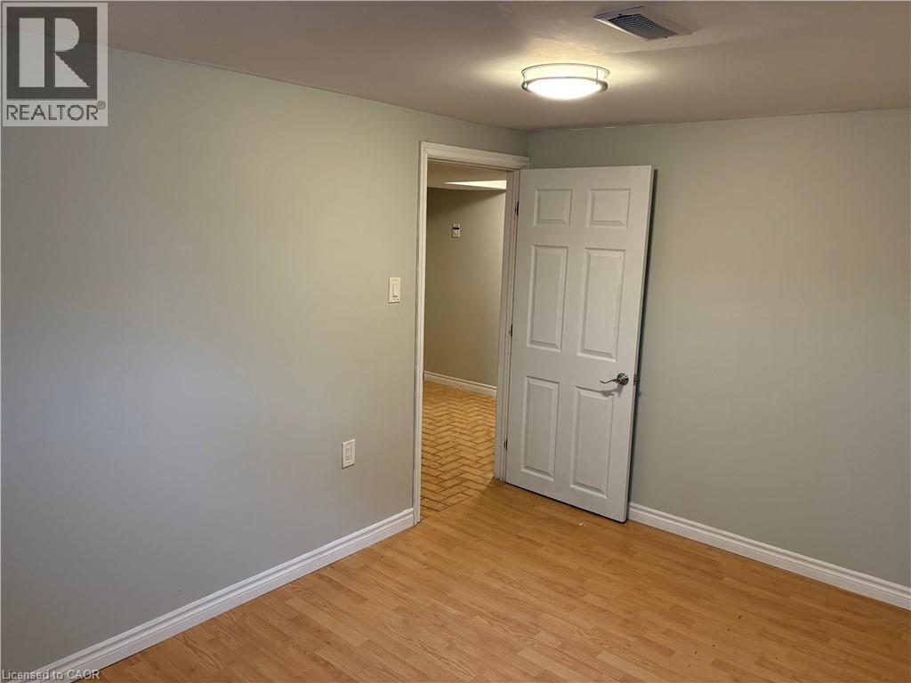 249 Federal Street Unit# Lower, Stoney Creek, Ontario  L8E 1P6 - Photo 12 - 40794910