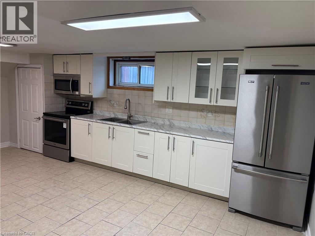 249 Federal Street Unit# Lower, Stoney Creek, Ontario  L8E 1P6 - Photo 3 - 40794910