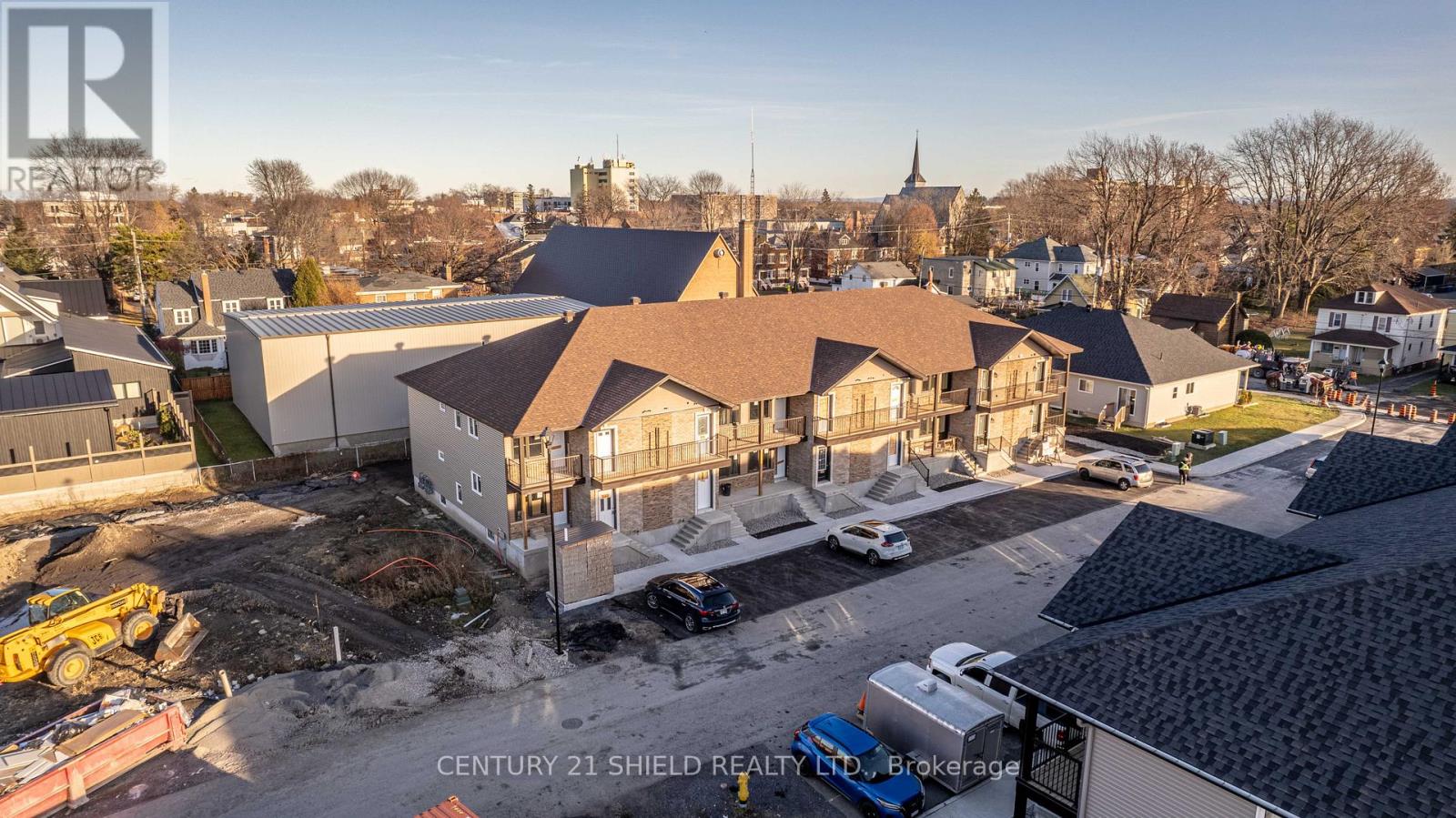 309 Kooiman Avenue, Cornwall, Ontario  K6J 0C4 - Photo 1 - X12647786