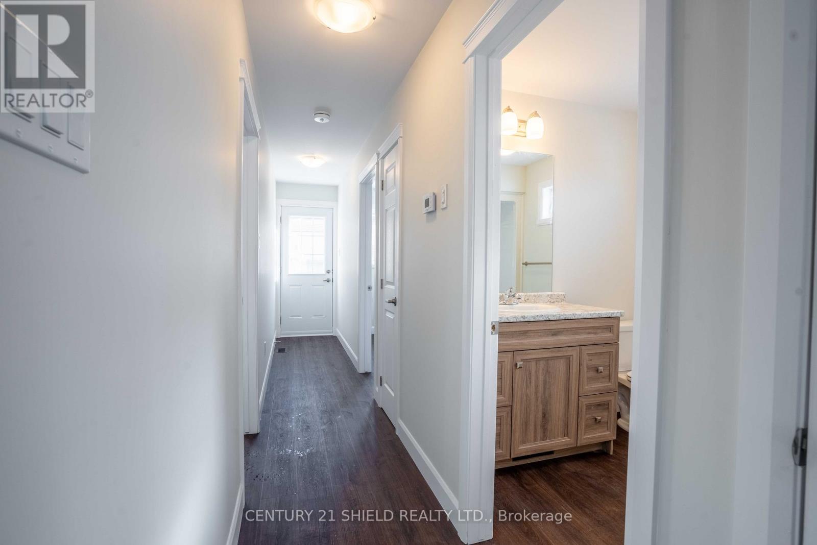 303 Kooiman Avenue, Cornwall, Ontario  K6J 0C4 - Photo 7 - X12647790