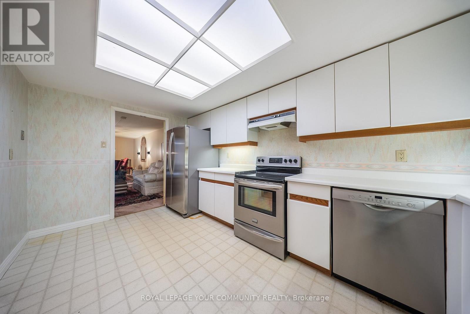 408 - 3900 Yonge Street, Toronto (Bedford Park-Nortown), Ontario  M4N 3N6 - Photo 13 - C12647734