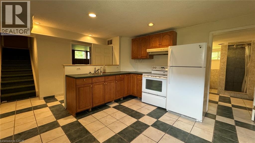 408 Erb Street W Unit# 2, Waterloo, Ontario  N2L 1W8 - Photo 4 - 40794901