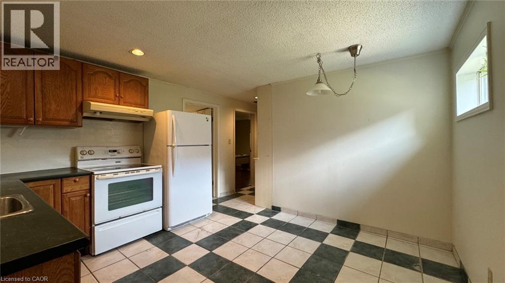 408 Erb Street W Unit# 2, Waterloo, Ontario  N2L 1W8 - Photo 5 - 40794901