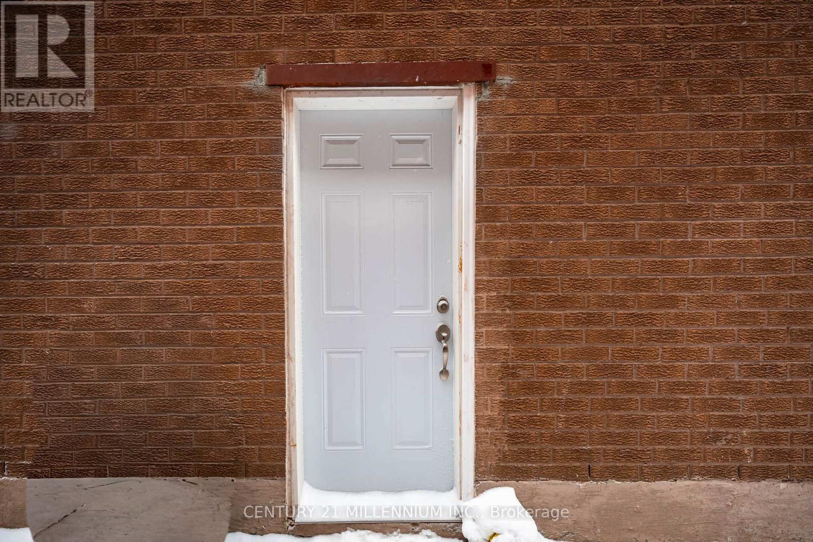 321 Howard Crescent, Orangeville, Ontario  L9W 4W7 - Photo 3 - W12647758