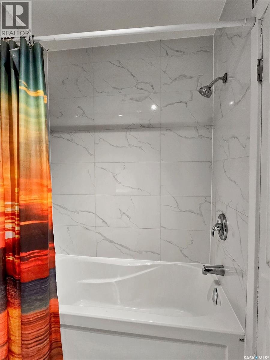 2820-2822 7th Street E, Saskatoon, Saskatchewan  S7H 1A8 - Photo 4 - SK025871