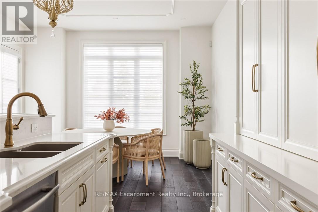 25 Arbourvale Common Road, St. Catharines, Ontario  L2T 3B7 - Photo 15 - X12526112