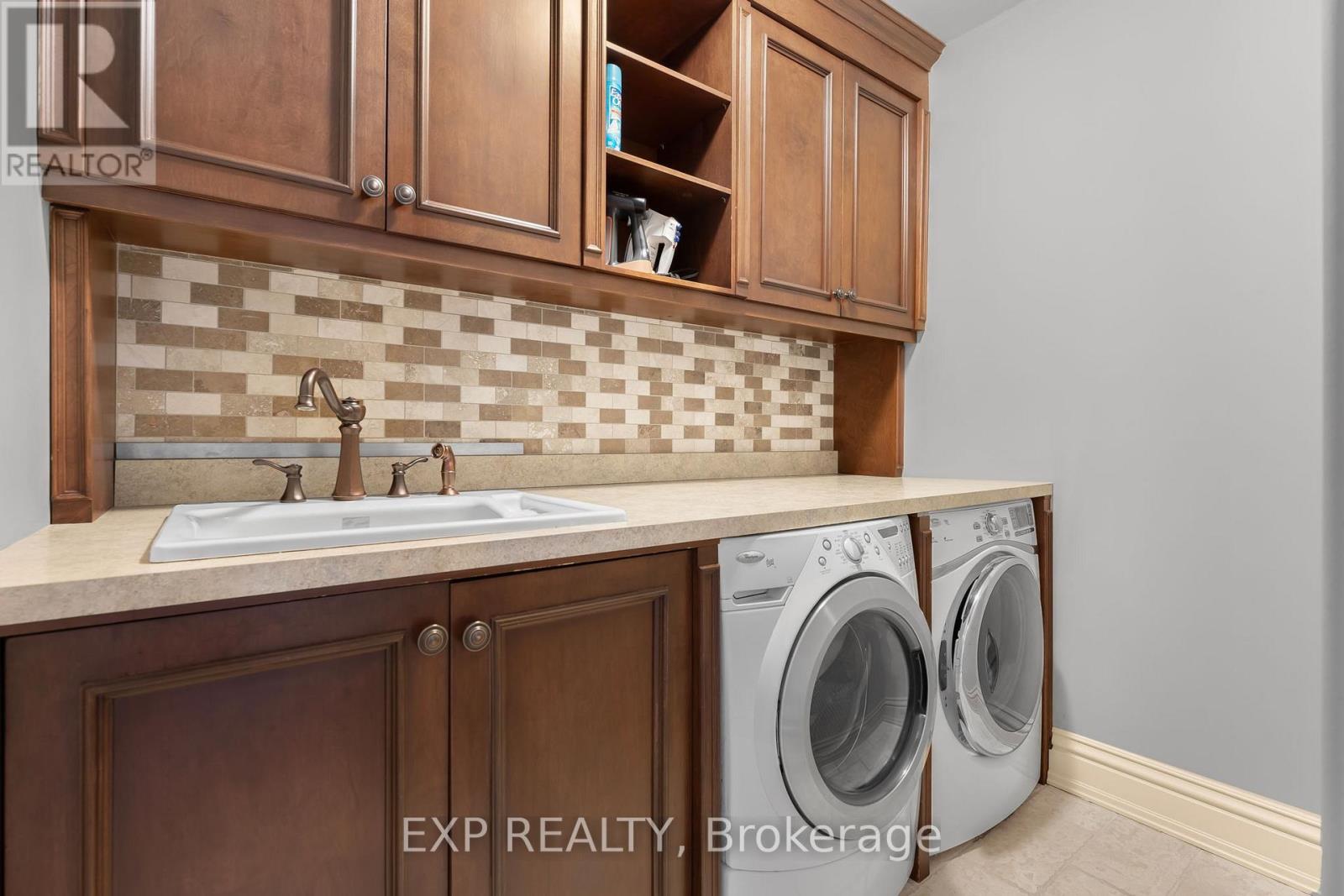 5545 Blezard Drive, Lincoln, Ontario  L3J 1R1 - Photo 38 - X12647766