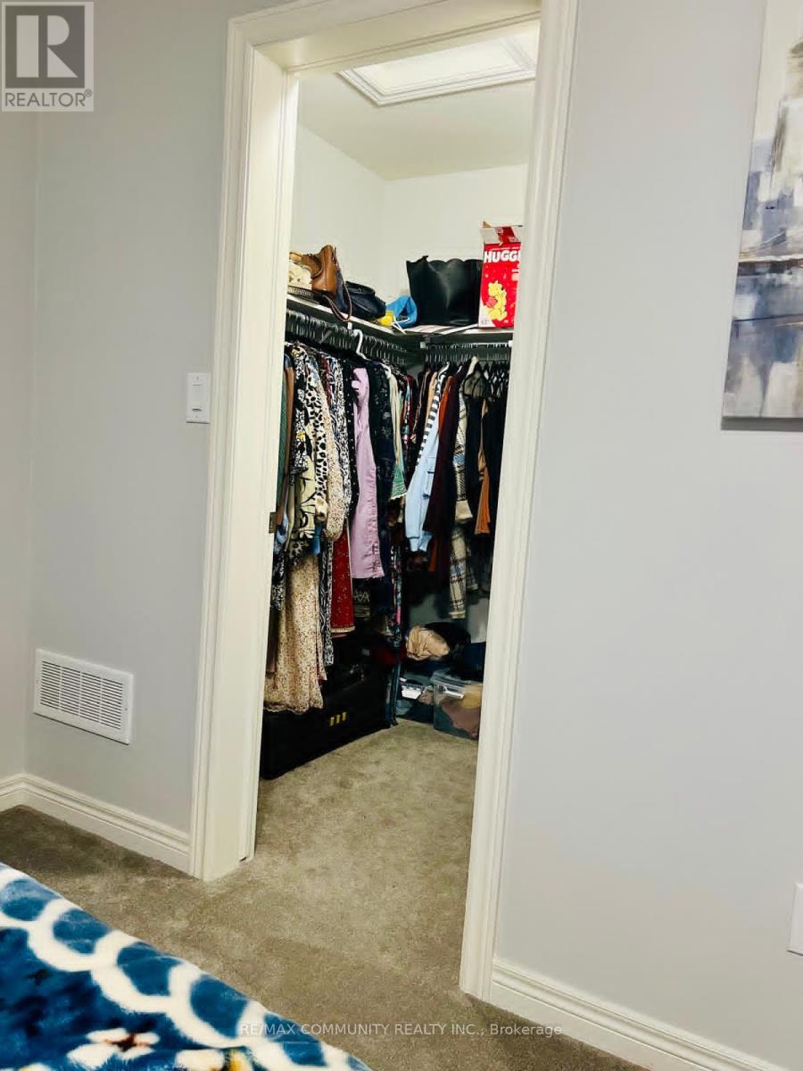 604 Julia Drive, Welland, Ontario  L3C 0G8 - Photo 11 - X12647798