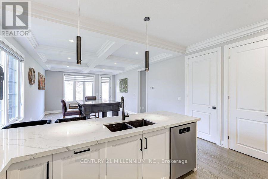 2 Seaton Crescent, Tillsonburg, Ontario  N4G 0J8 - Photo 8 - X12647804