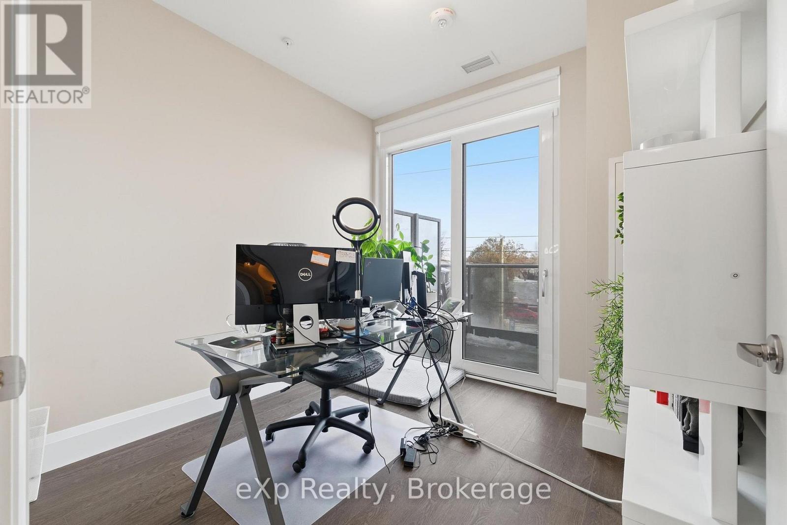 104 - 73 Arthur Street S, Guelph (St. Patrick's Ward), Ontario  N1E 0S6 - Photo 25 - X12647822