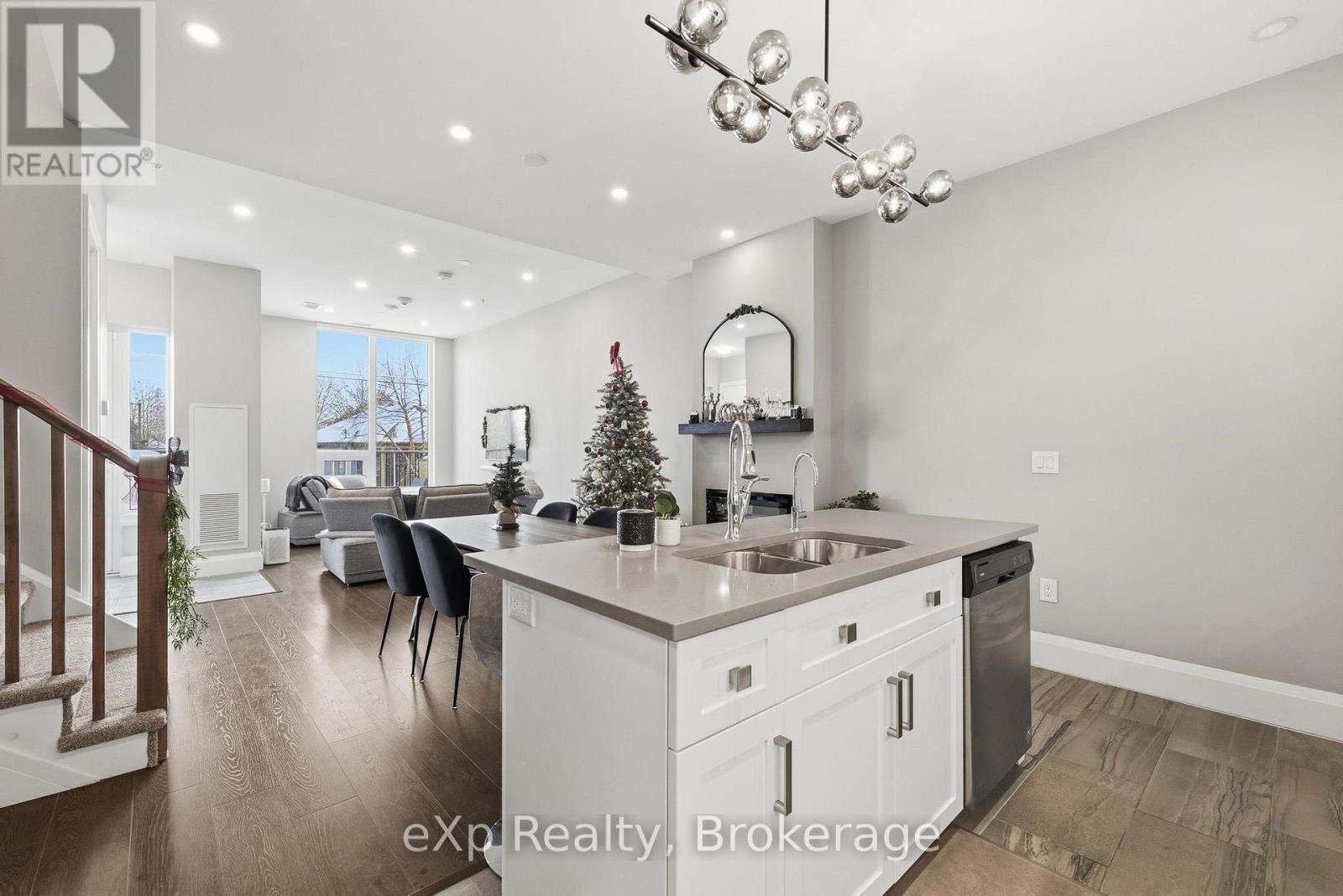 104 - 73 Arthur Street S, Guelph (St. Patrick's Ward), Ontario  N1E 0S6 - Photo 8 - X12647822