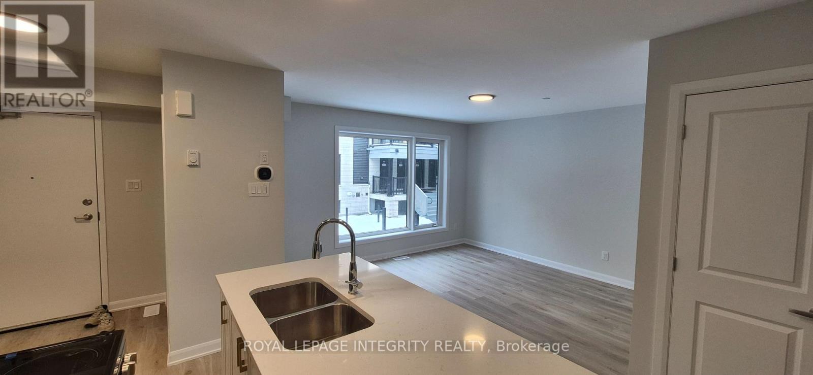 9 - 401 Glenroy Gilbert Drive, Ottawa, Ontario  K2J 7N7 - Photo 9 - X12647834