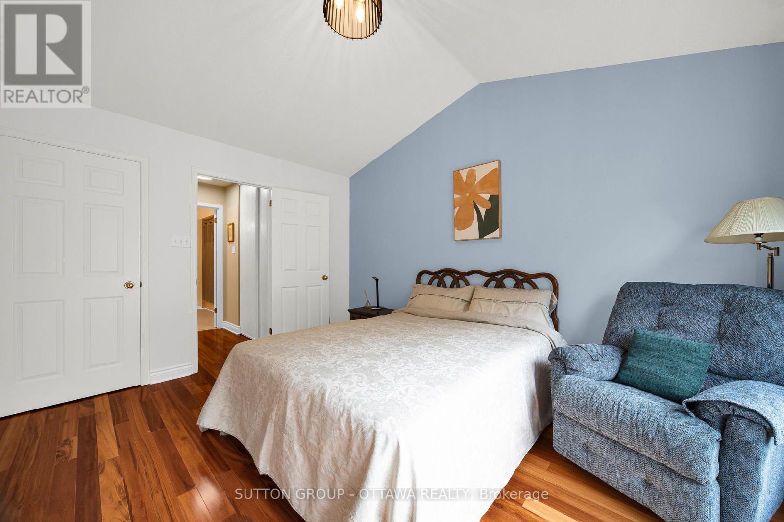 128 Annapolis Circle, Ottawa, Ontario  K1V 1Z3 - Photo 24 - X12417285