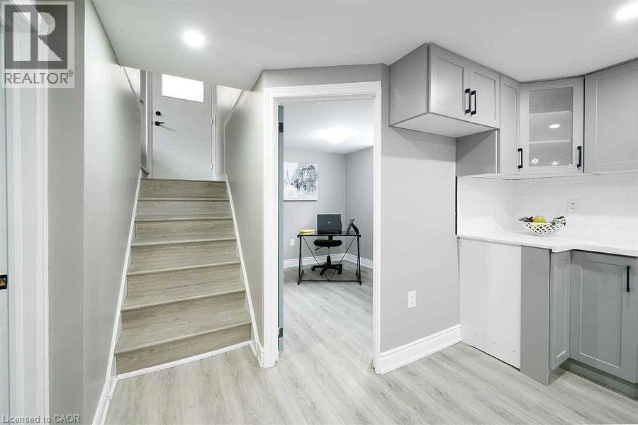 919 Brucedale Avenue E Unit# Lower, Hamilton, Ontario  L8T 1L8 - Photo 18 - 40794936