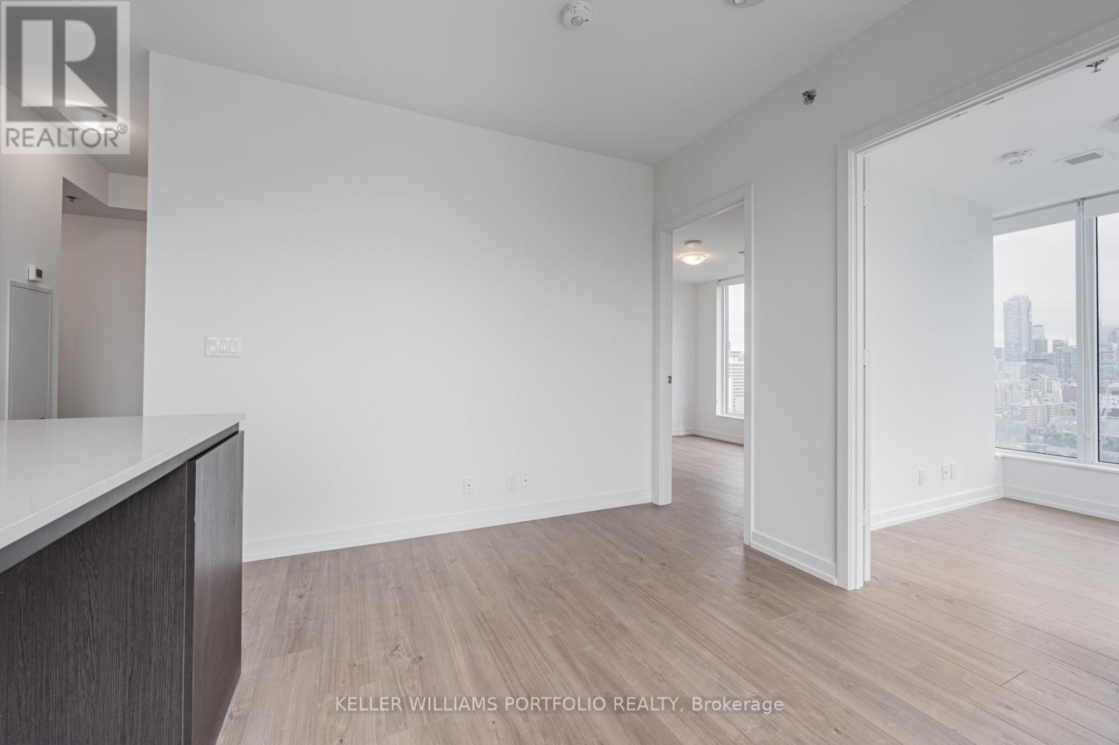 1702 - 203 College Street, Toronto, Ontario  M5T 0C8 - Photo 10 - C12647818