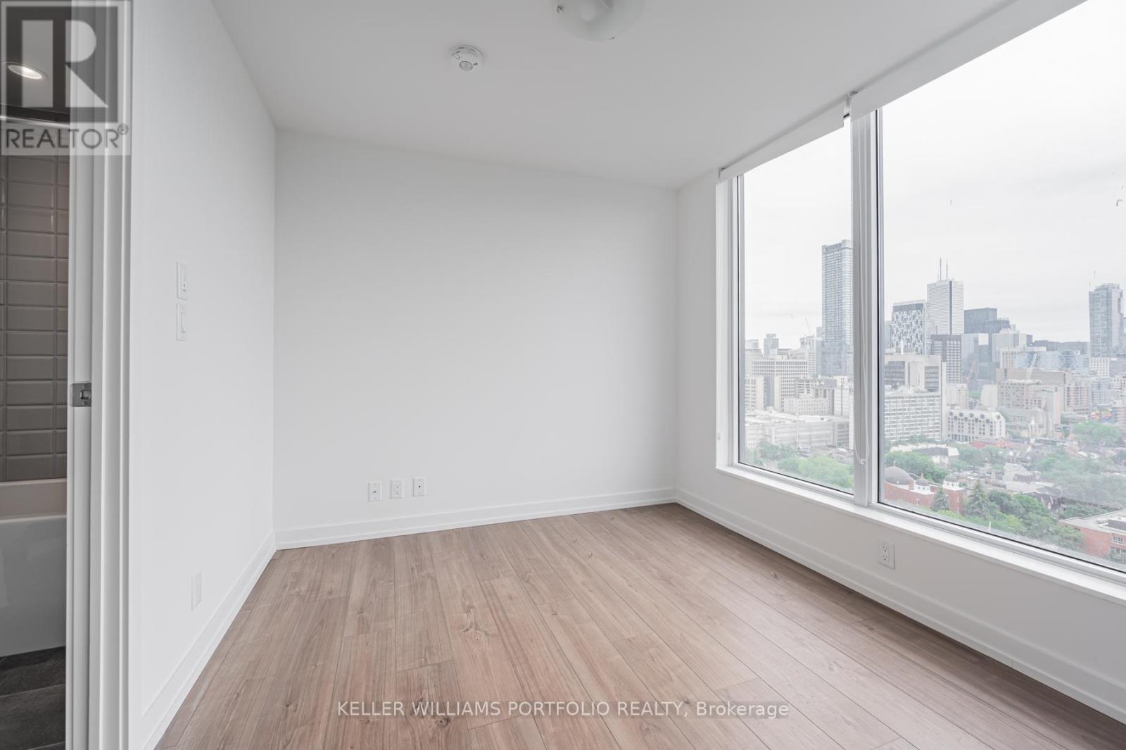 1702 - 203 College Street, Toronto, Ontario  M5T 0C8 - Photo 13 - C12647818