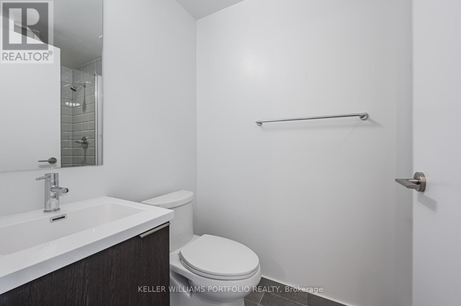 1702 - 203 College Street, Toronto, Ontario  M5T 0C8 - Photo 18 - C12647818