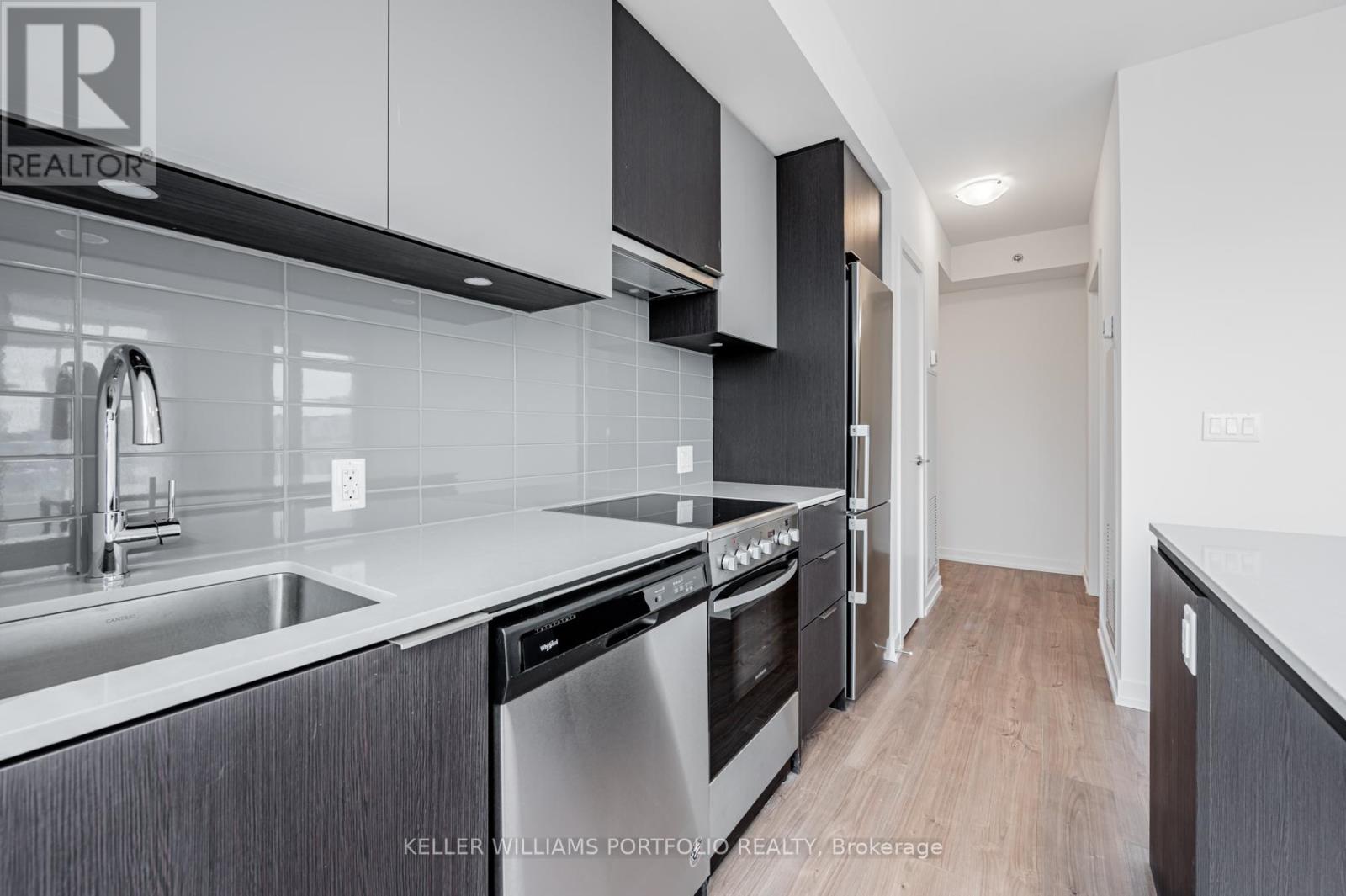 1702 - 203 College Street, Toronto, Ontario  M5T 0C8 - Photo 7 - C12647818