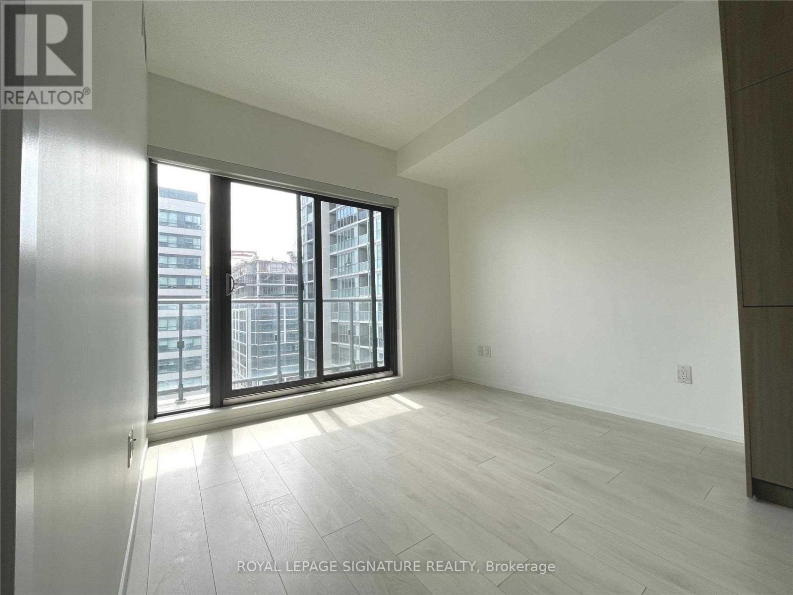 2502 - 159 Dundas Street E, Toronto, Ontario  M5B 1E4 - Photo 3 - C12647854