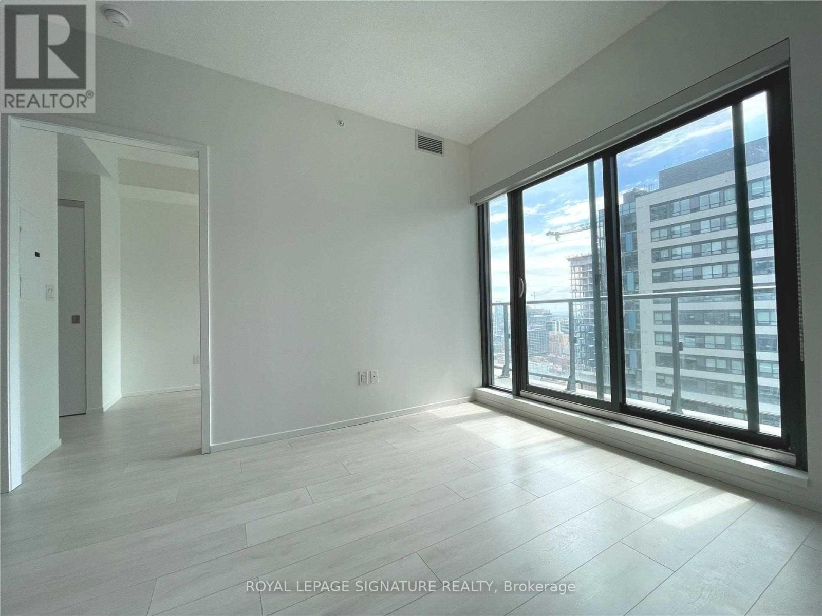 2502 - 159 Dundas Street E, Toronto, Ontario  M5B 1E4 - Photo 6 - C12647854