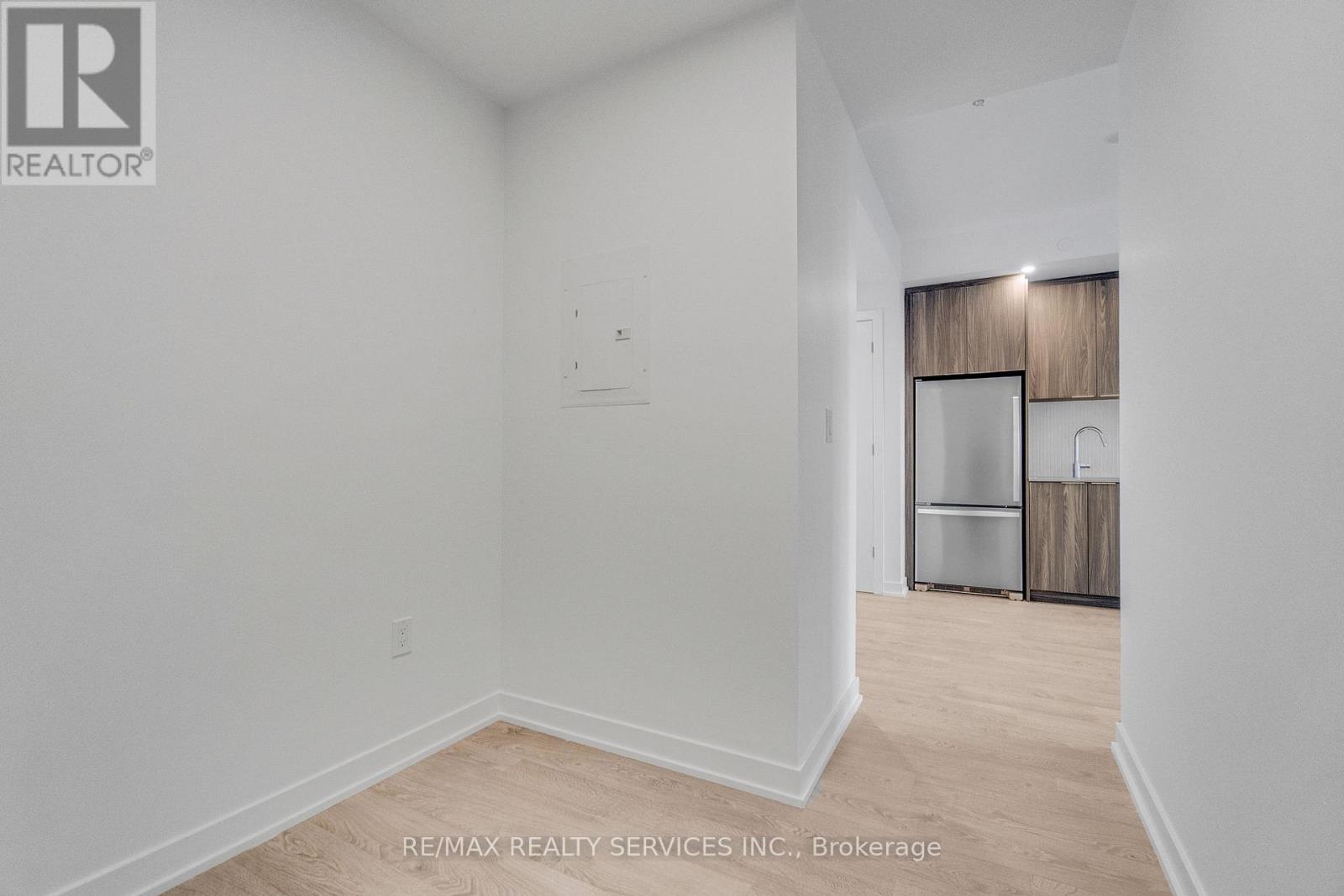 709 - 720 Whitlock Avenue, Milton, Ontario  L9E 2B5 - Photo 17 - W12642580