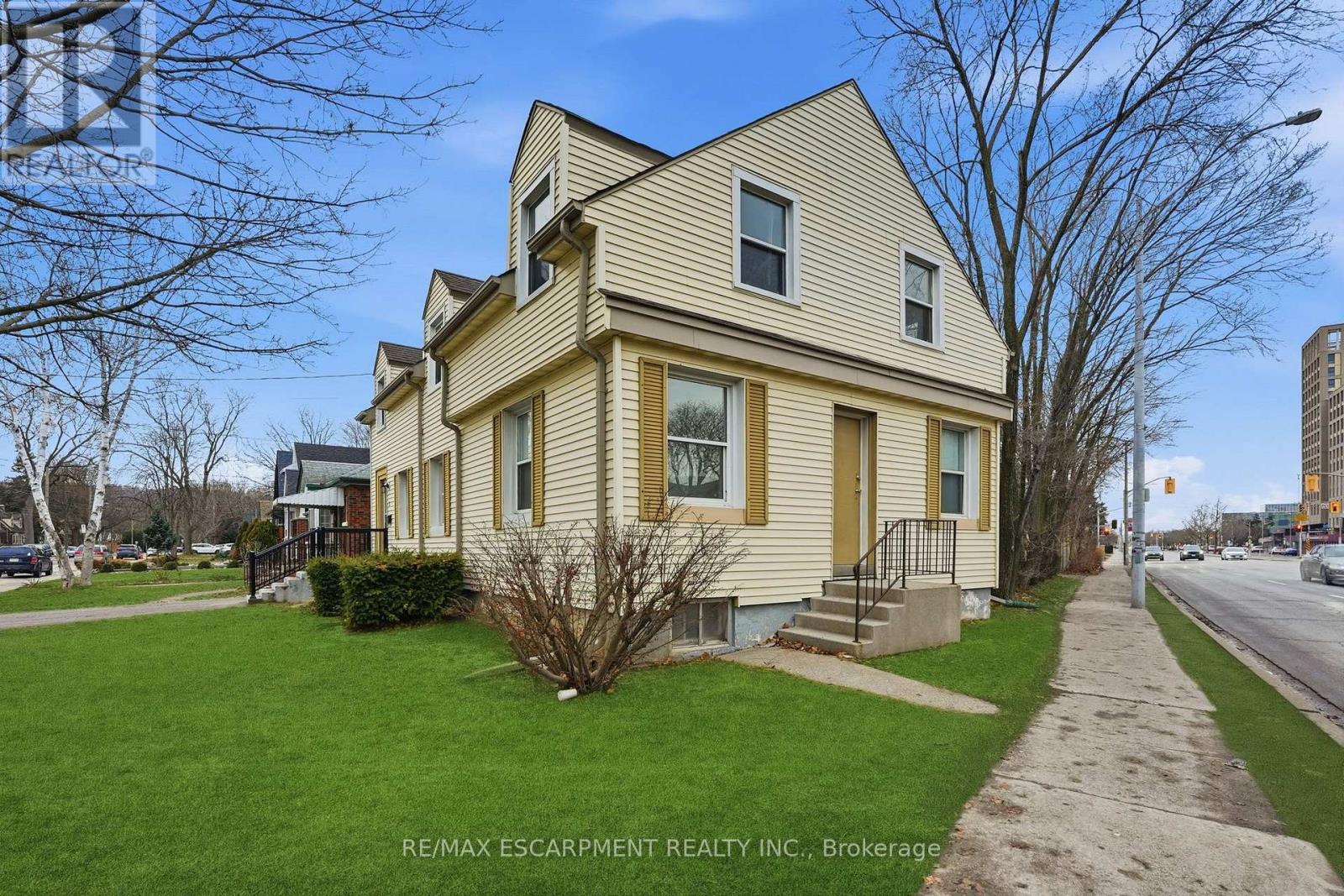 2 Gary Avenue, Hamilton, Ontario  L8S 1Y3 - Photo 44 - X12647570