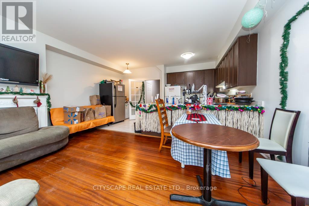 377 Assinboine Road, Toronto, Ontario  M3J 0A6 - Photo 10 - W12647846