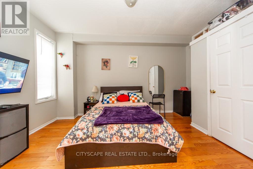 377 Assinboine Road, Toronto, Ontario  M3J 0A6 - Photo 13 - W12647846