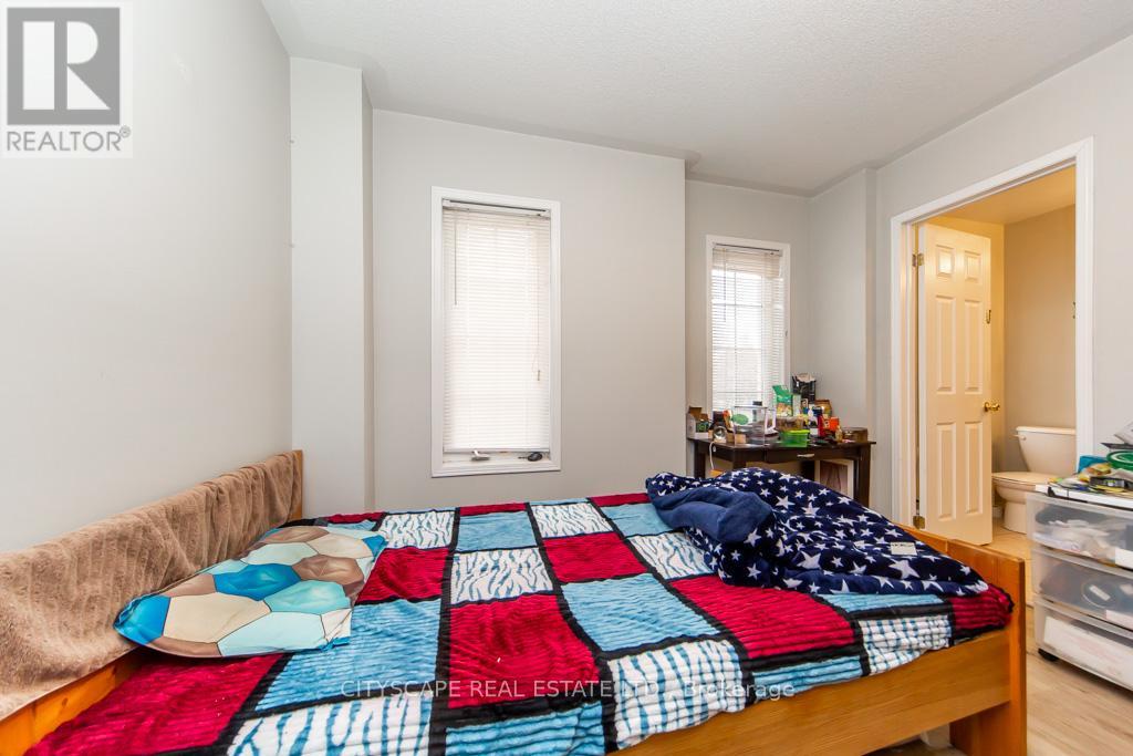 377 Assinboine Road, Toronto, Ontario  M3J 0A6 - Photo 36 - W12647846