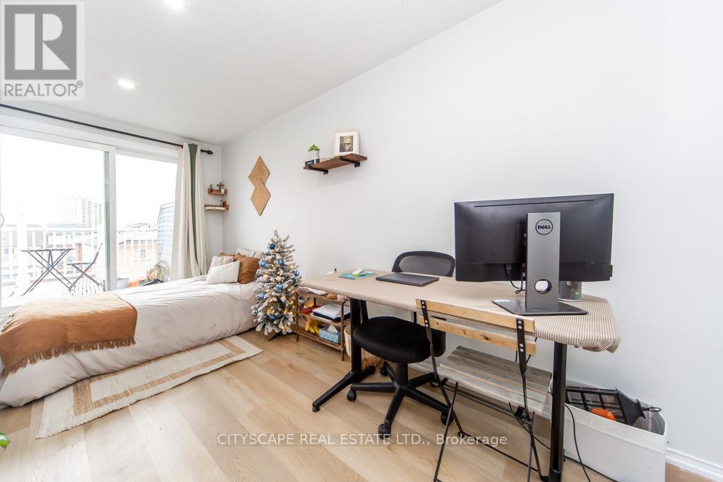 377 Assinboine Road, Toronto, Ontario  M3J 0A6 - Photo 40 - W12647846