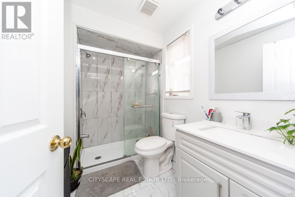 377 Assinboine Road, Toronto, Ontario  M3J 0A6 - Photo 42 - W12647846