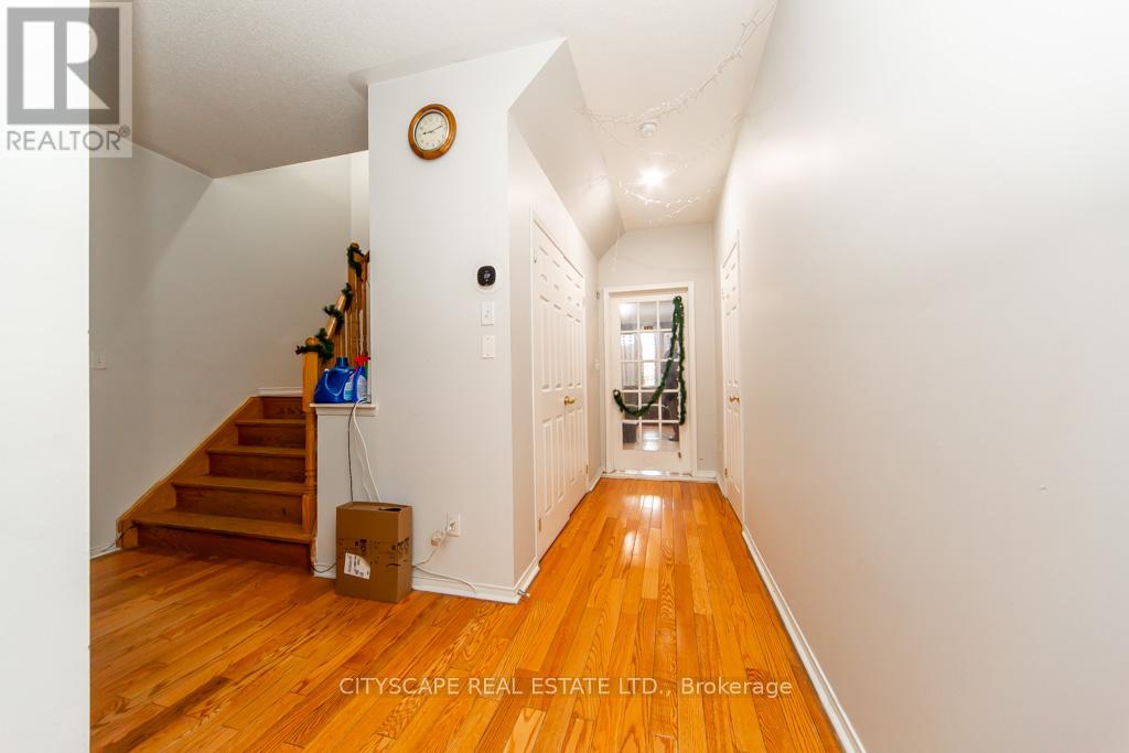 377 Assinboine Road, Toronto, Ontario  M3J 0A6 - Photo 6 - W12647846